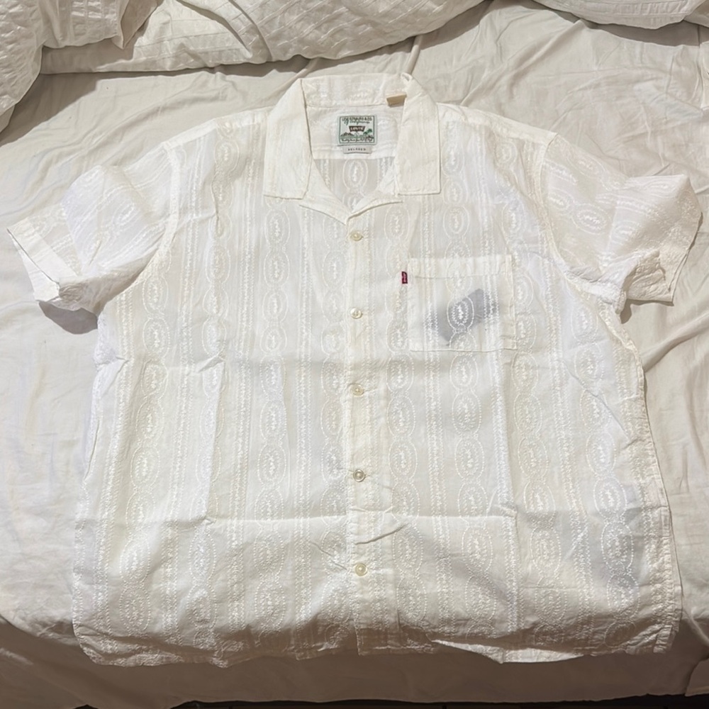 Levi's White Casual Button Down Shirt